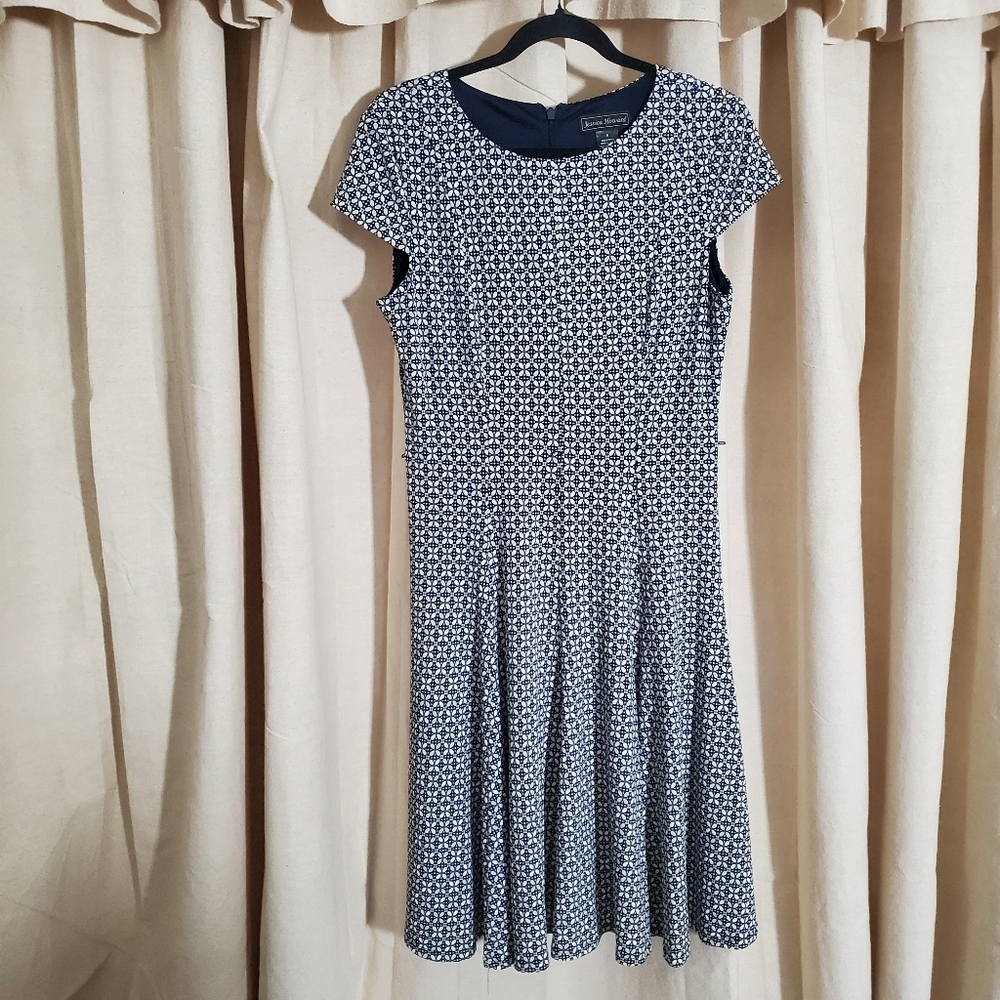 Jessica Howard Cap sleeves fitted with A-line skirt, Boat Neck Scoop Neckline